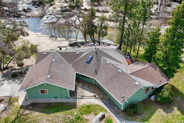 Property Photo: 40957 Shandee Lane CA 93601