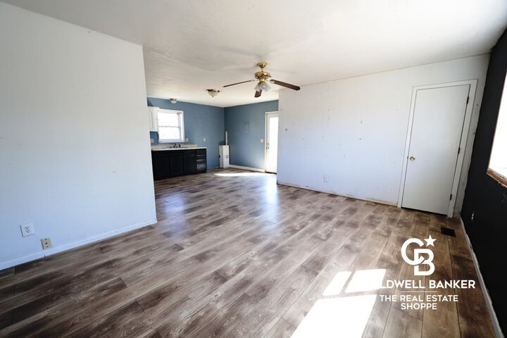 Property Photo:  1605 W Julie Street  KS 67846 