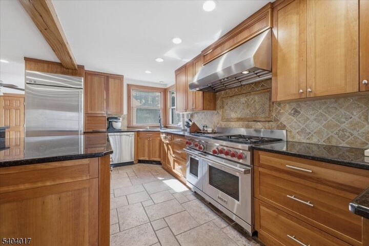 Property Photo:  23 Lingert Ave  NJ 08809 