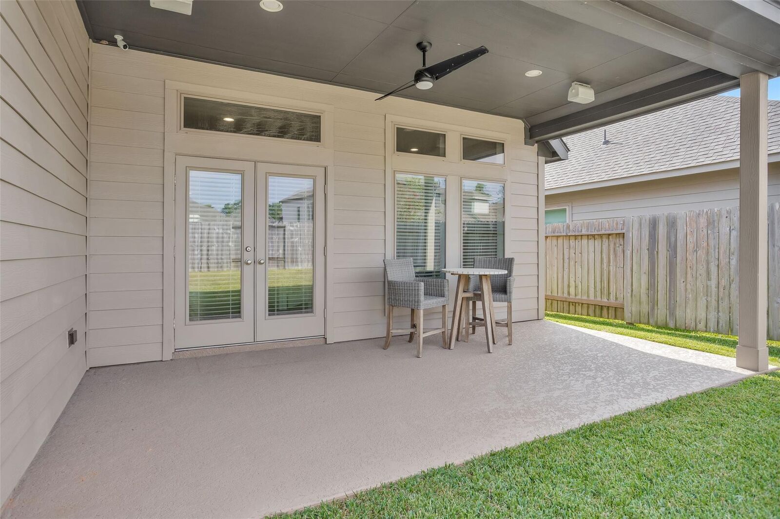 Property Photo:  549 Cedar Harbor Court  TX 77304 