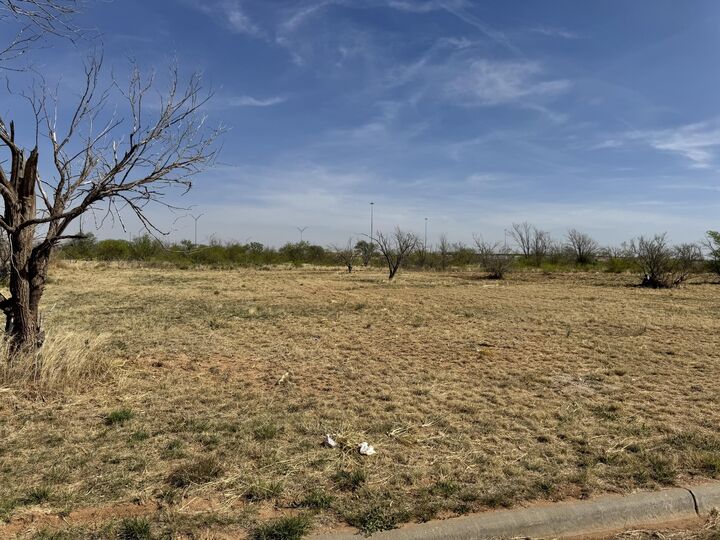 Property Photo: 3403 E 3rd Street TX 79403