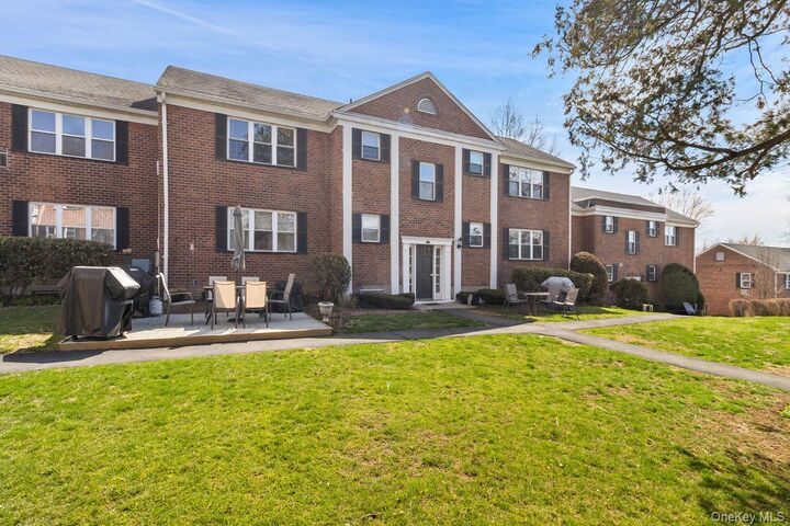 Property Photo:  123-6 S Highland Avenue B6  NY 10562 