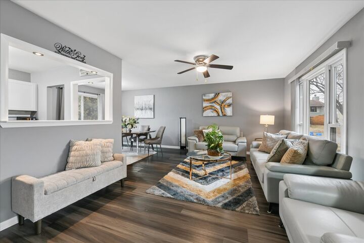 Property Photo: 1100 Partridge Avenue IL 60490