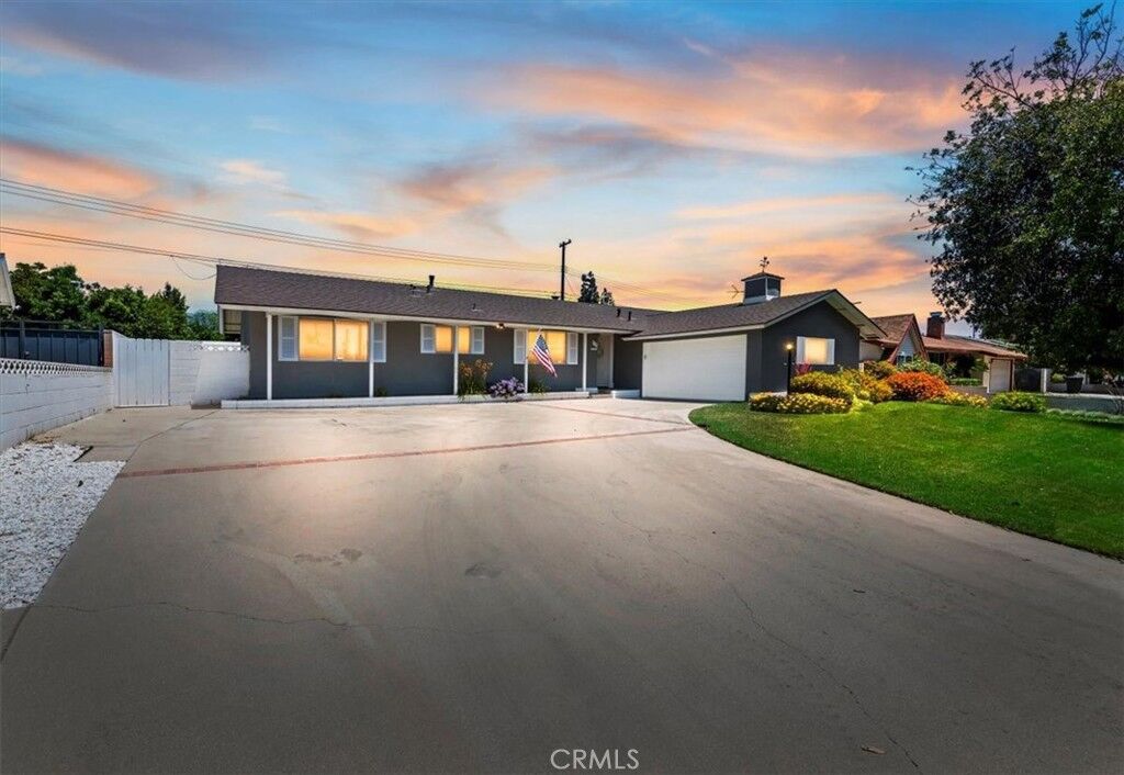 Property Photo:  327 Cindy Court  CA 91767 