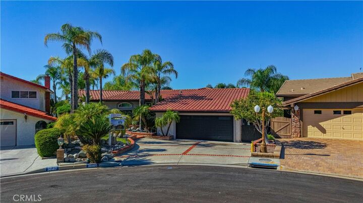 Property Photo:  30405 Golden Gate  CA 92587 
