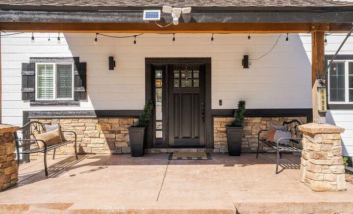 Property Photo:  1498 Deer Way  CA 92352 