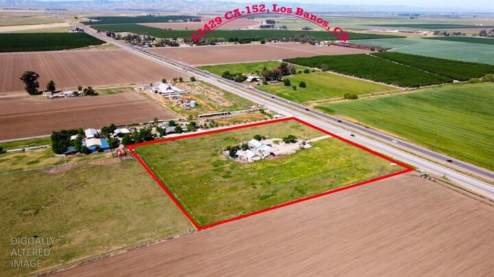 Property Photo: 23429 Highway 152 CA 93635