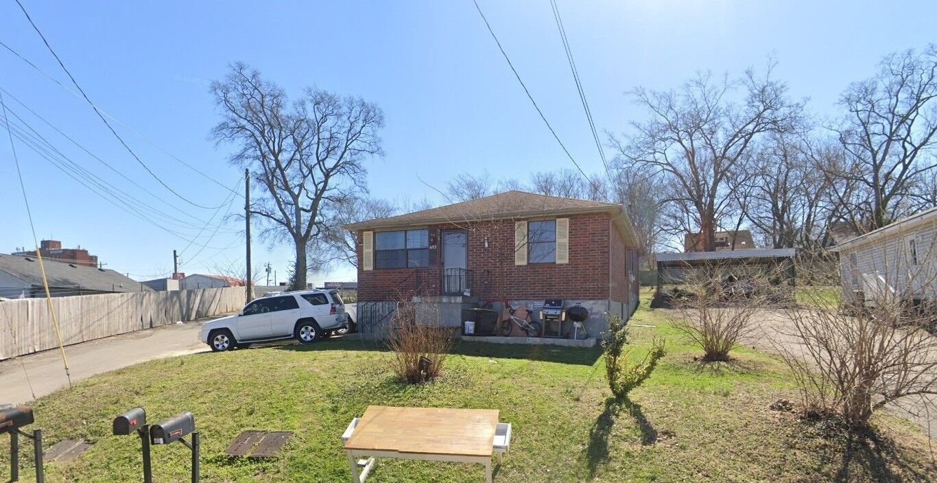 Property Photo:  453 Radnor St C  TN 37211 