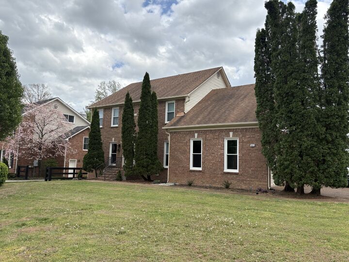 Property Photo:  1013 Beech Tree Ln  TN 37027 