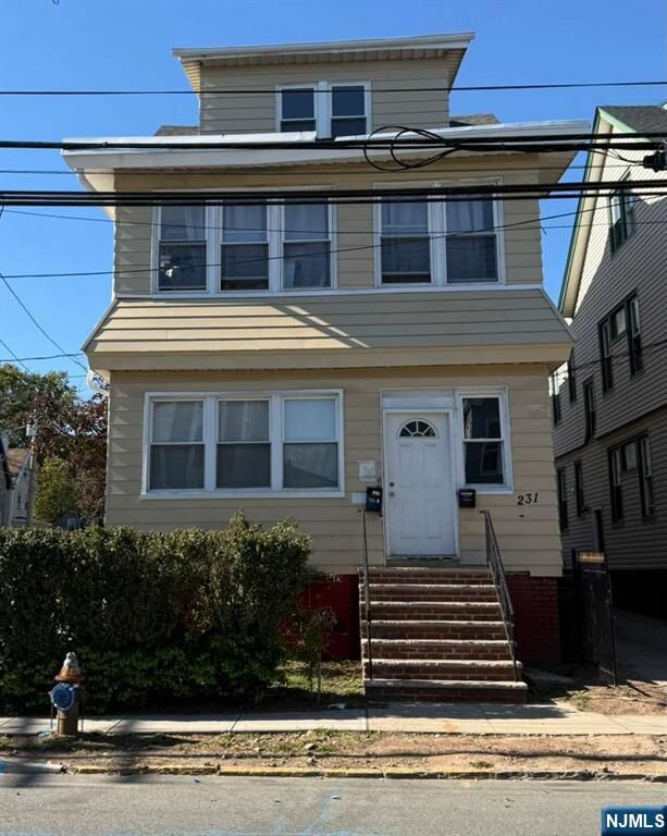 Property Photo:  231 Myrtle Avenue  NJ 07111 