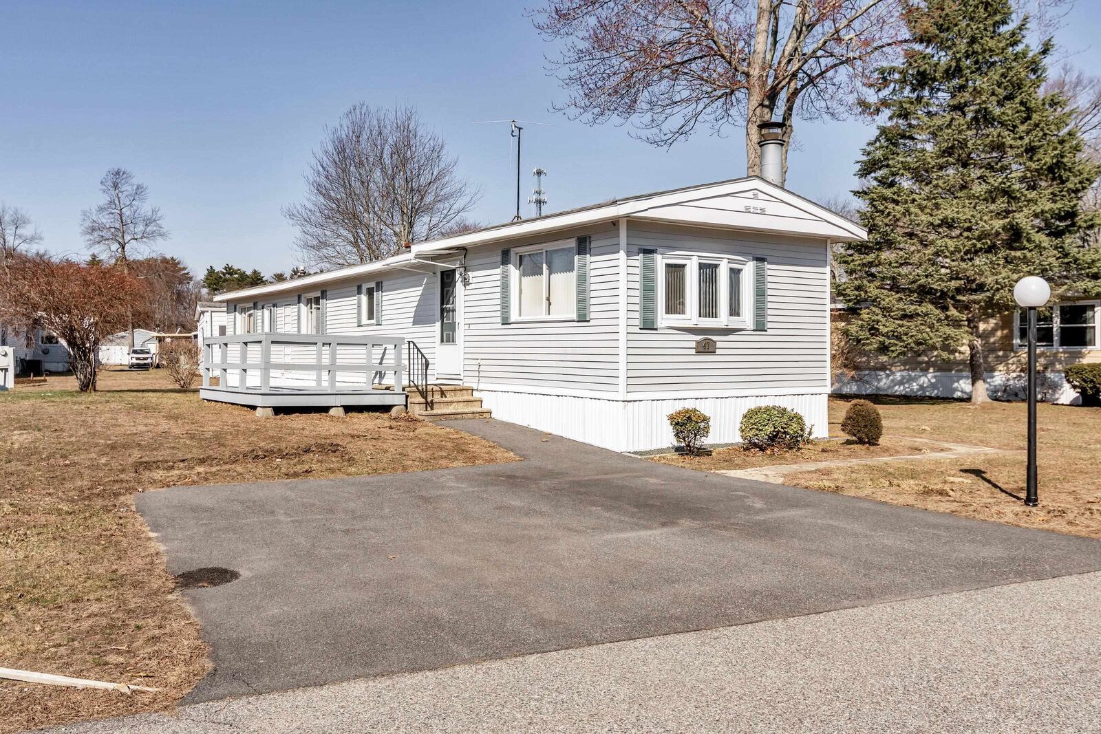 Property Photo:  47 Scott Avenue  NH 03874 