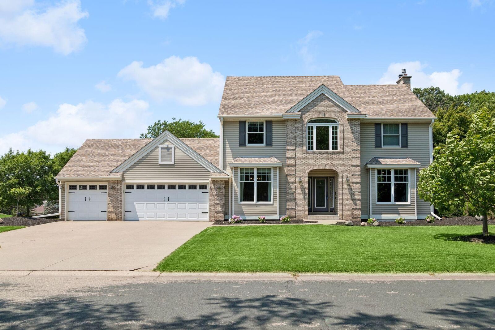 Property Photo:  4299 Westchester Circle  MN 55123 