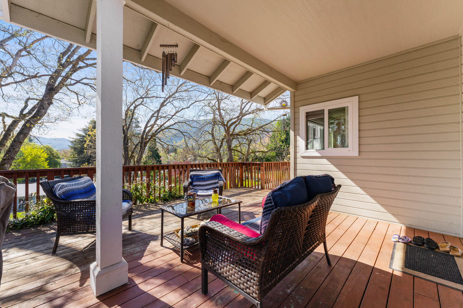 Property Photo: 105 Cedar Ridge Terrace OR 97537