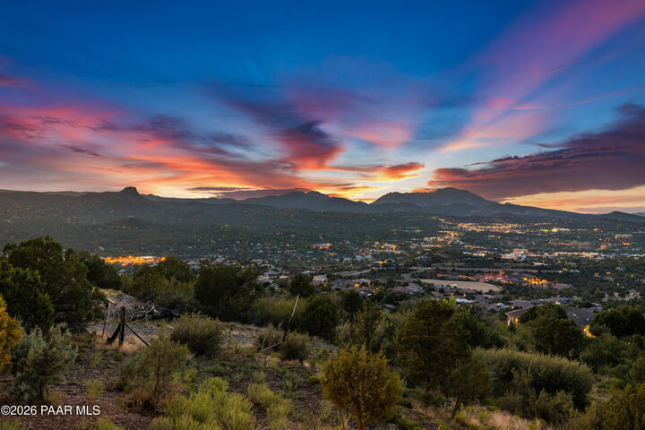 Property Photo:  830 E Upper Sky Terrace Drive  AZ 86303 