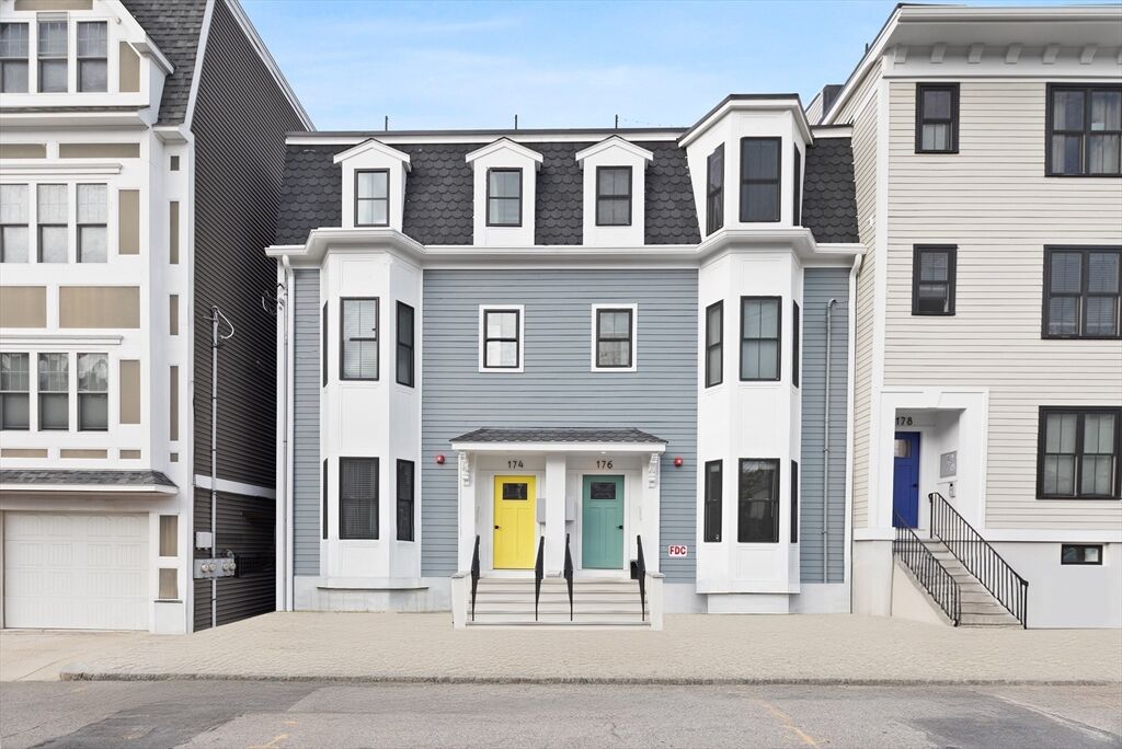 Property Photo:  174 W 7th St. 2  MA 02127 