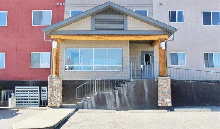 109 Seabolt Drive 102 — photo 1