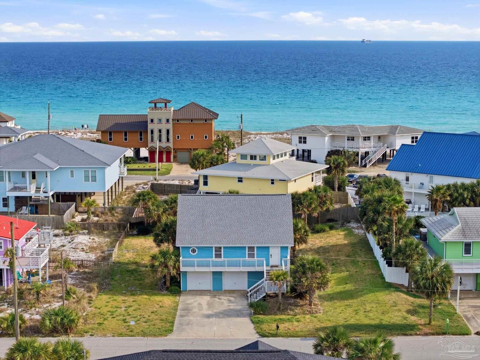 Property Photo:  1302 Maldonado Dr  FL 32561 