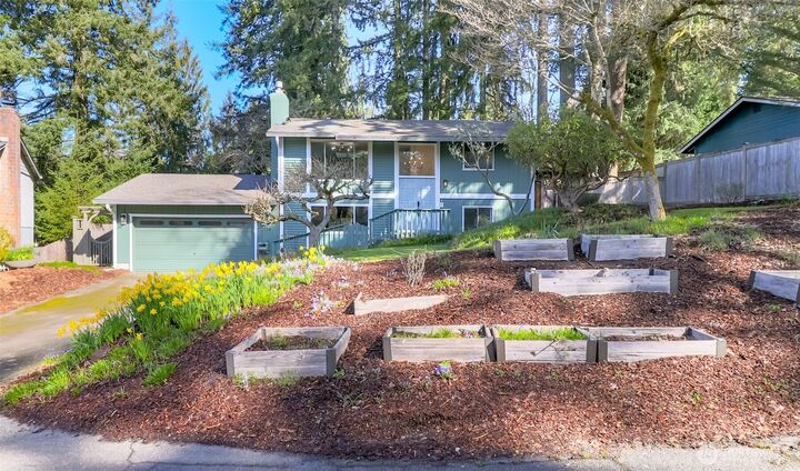 Property Photo:  2714  Dundee Place NW  WA 98502 