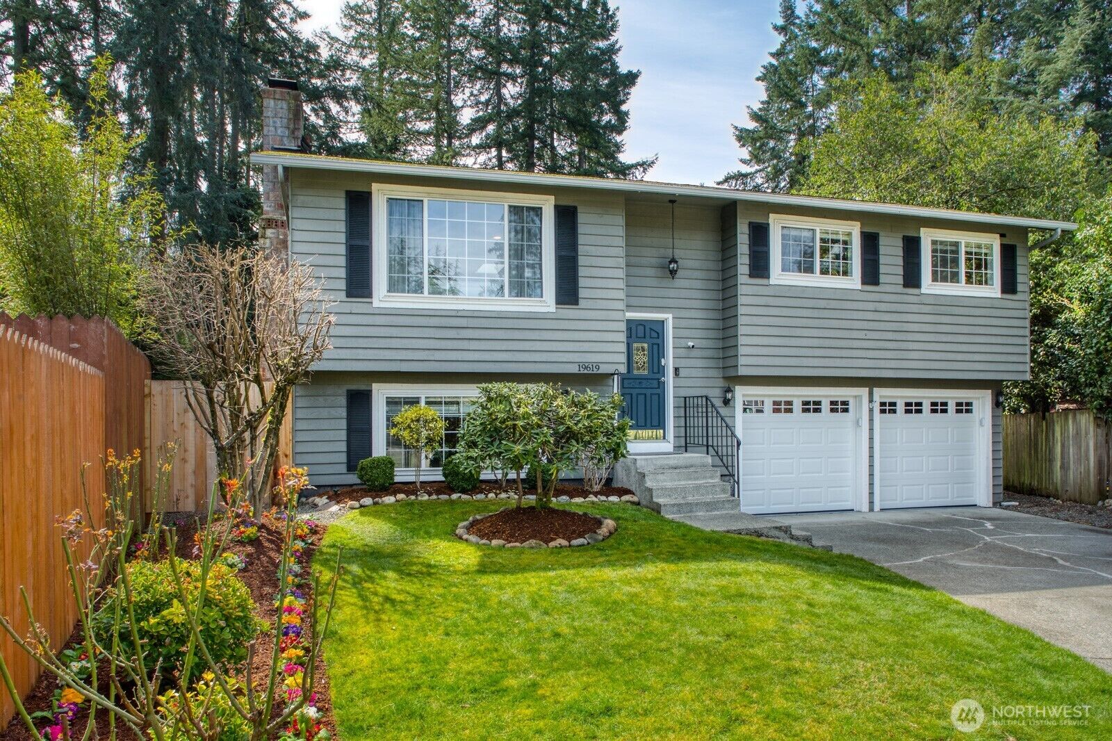 Property Photo:  19619 SE 264th Court  WA 98042 
