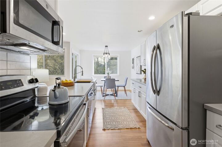 Property Photo:  20241 NE Vikings Crest Loop 6-303  WA 98370 