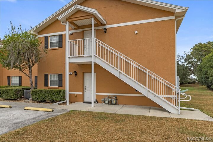 Property Photo:  4450 E Windmill Drive 105  FL 34453 