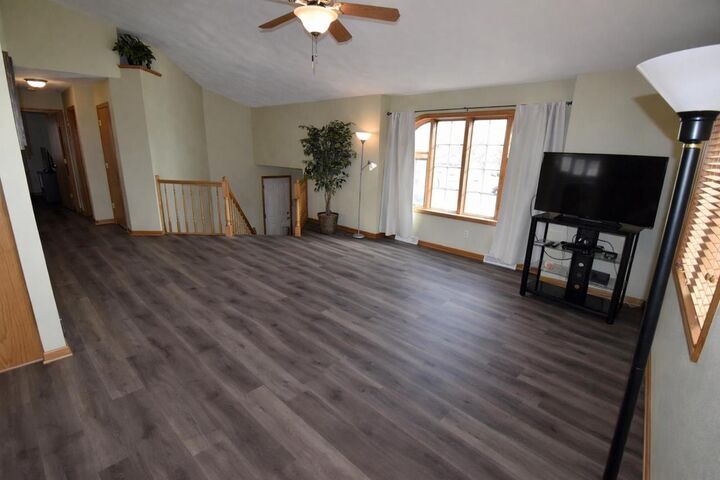 Property Photo:  602 Stonehaven Drive  WI 53590 