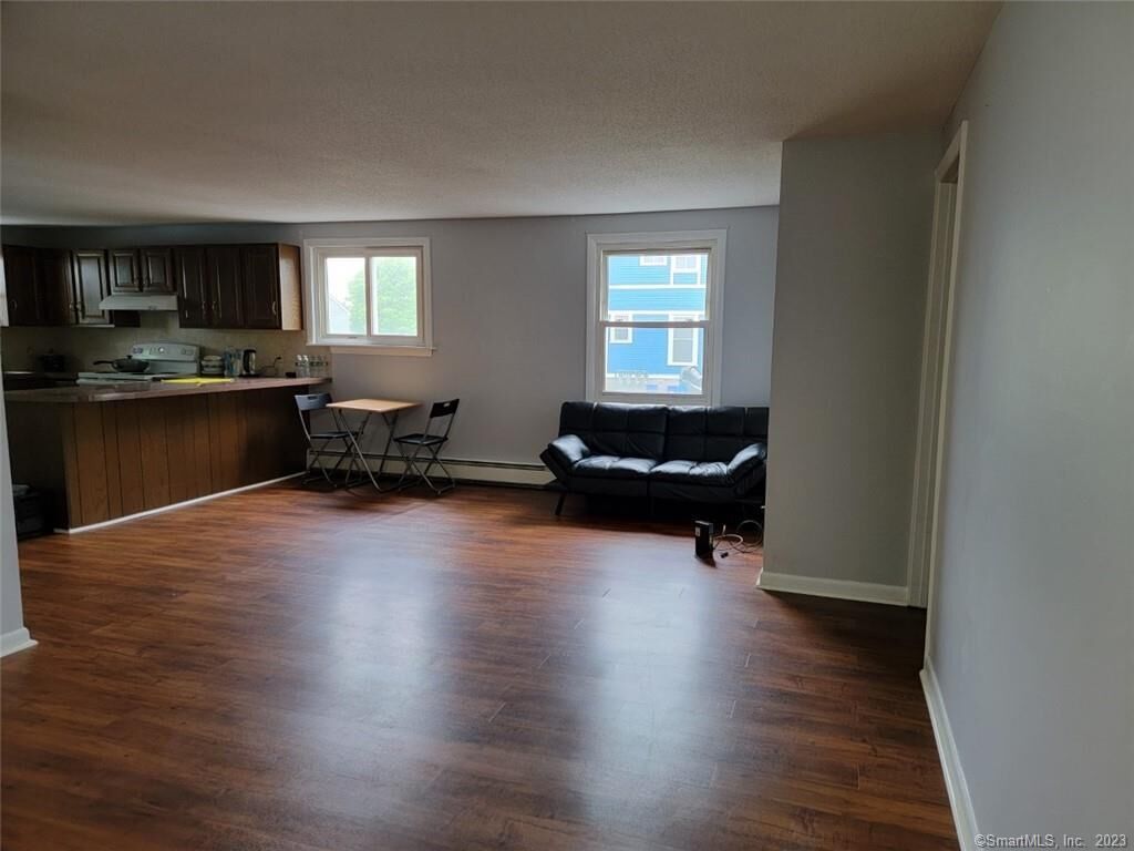 Property Photo:  76 Maple Street  CT 06405 