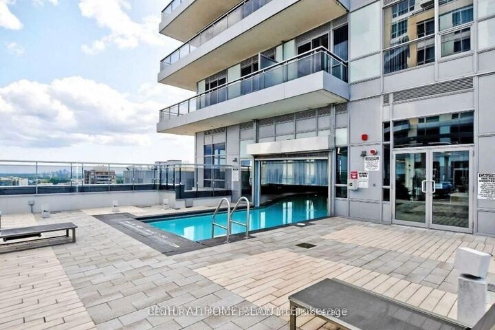 Photo de la propriété:  9205 Yonge St Avenue 512  ON L4C 1V5 