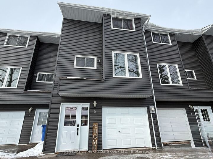 Property Photo: 113 North Street 5 ON L0E 1R0