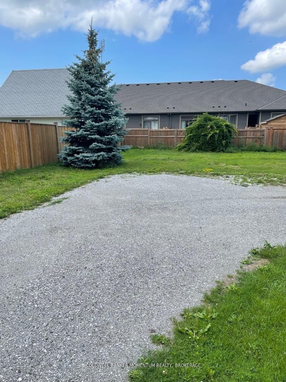 Property Photo:  34A Oakdale Avenue  ON L2P 2B9 