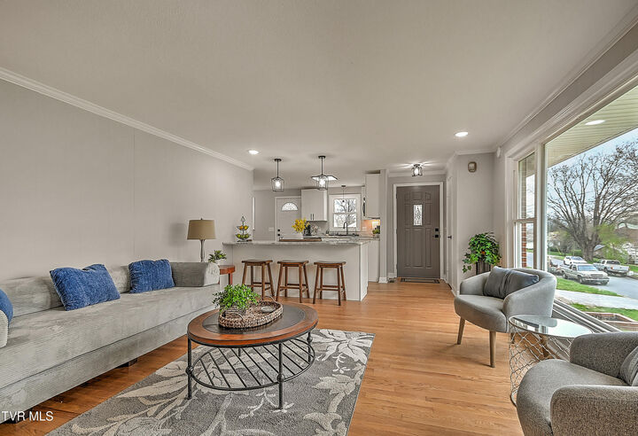 Property Photo:  1002 Lincoln Avenue  TN 37604 