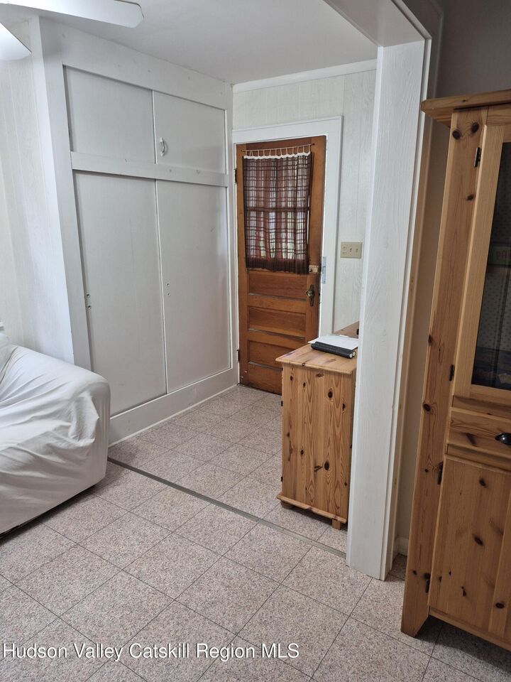 Property Photo:  514 Upper Cherrytown  NY 12446 