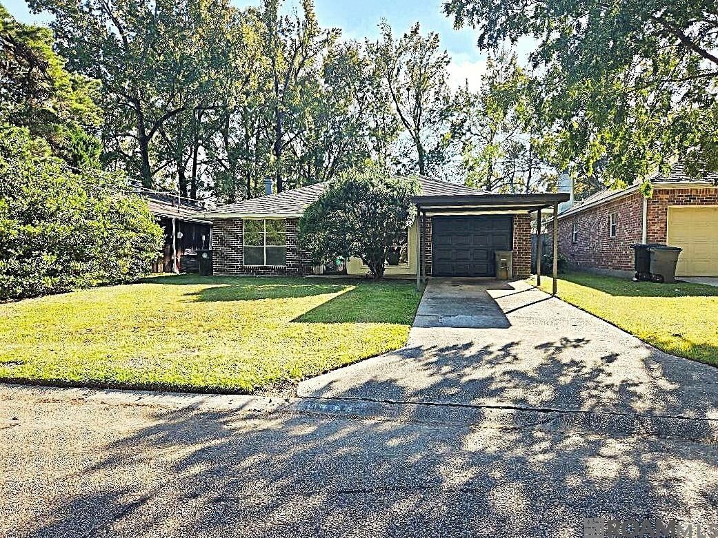 Property Photo:  8566 Justin Ave  LA 70809 