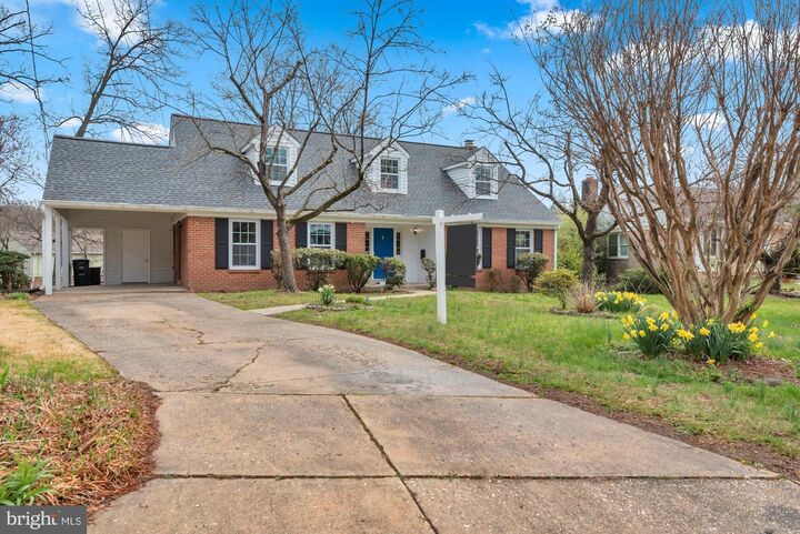 Property Photo:  10115 Chickadee Lane  MD 20783 