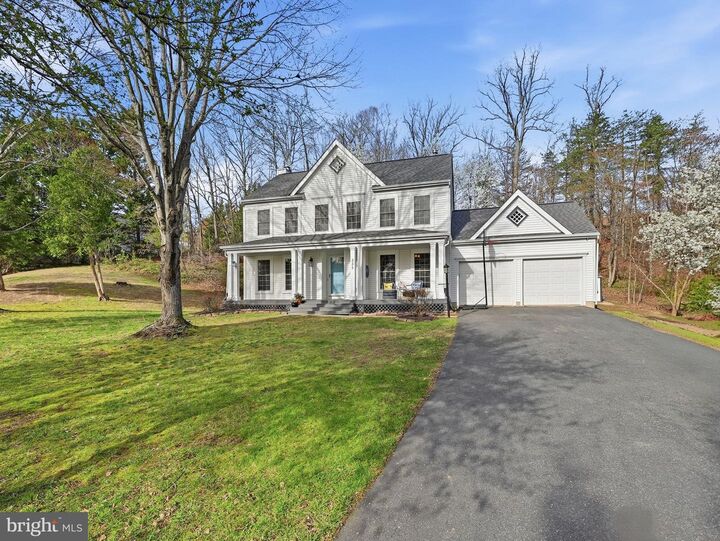 Property Photo: 255 Greenspring Drive VA 22554