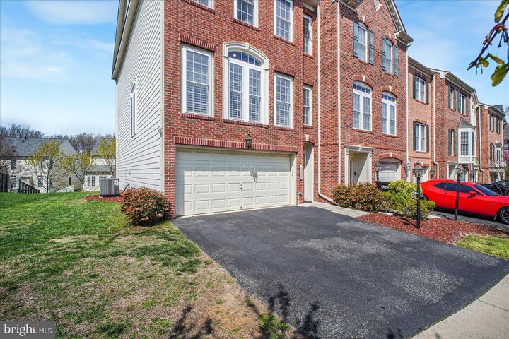 Property Photo:  1029 Hotchkiss Place  VA 22401 