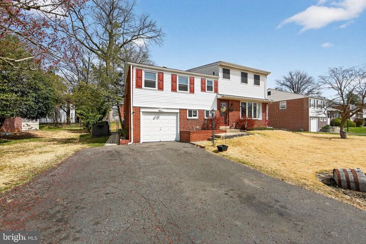 Property Photo:  341 Harwicke Road  PA 19064 