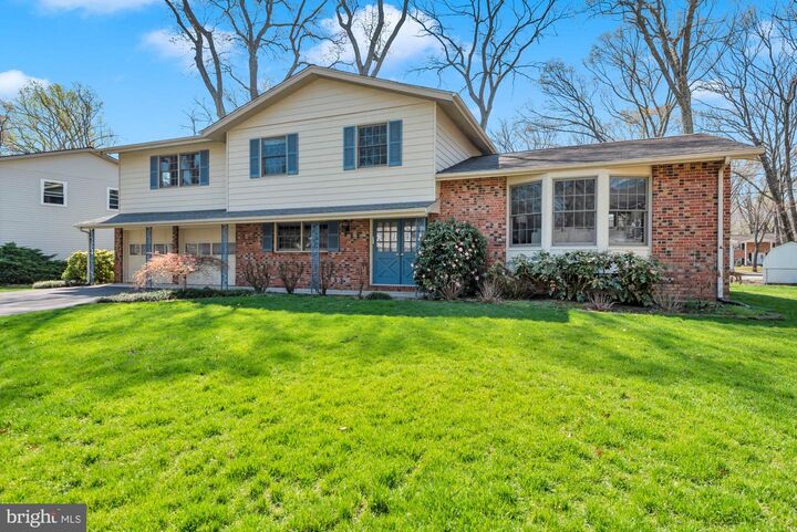 Property Photo:  179 Grosvenor Lane  MD 21146 