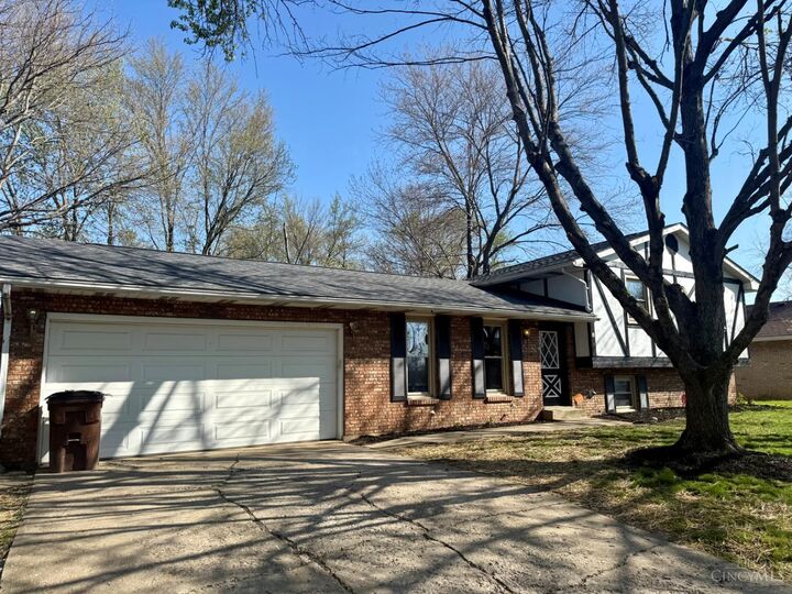 Property Photo:  8 Oak Avenue  OH 45067 