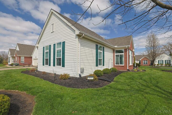 Property Photo:  3808 Sandtrap Circle  OH 45040 