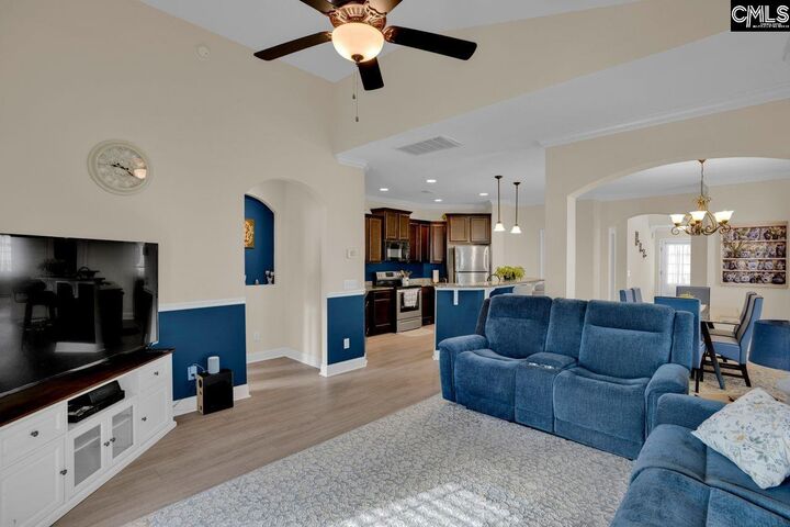 Property Photo:  237 Rosecrest  SC 29072-8722 