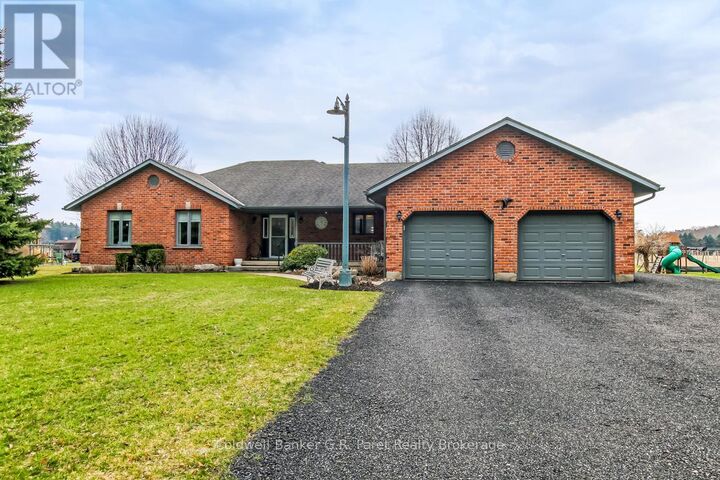 Photo de la propriété: 990 Norfolk County Road 21 Road ON N4B 2W4