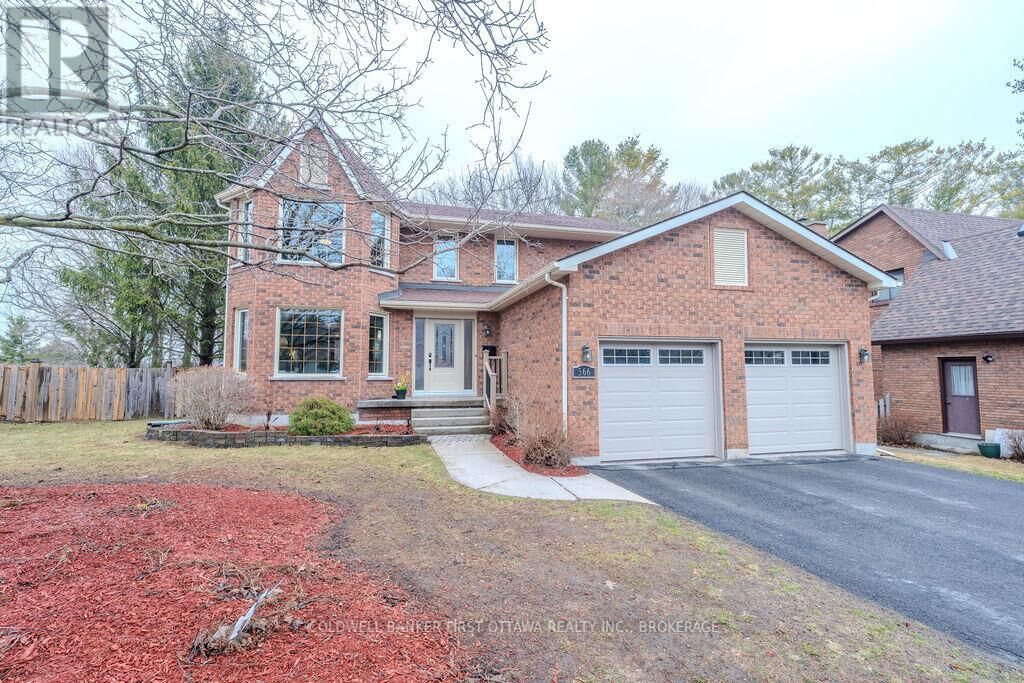 Photo de la propriété:  566 Sycamore Street  ON K7M 7L8 