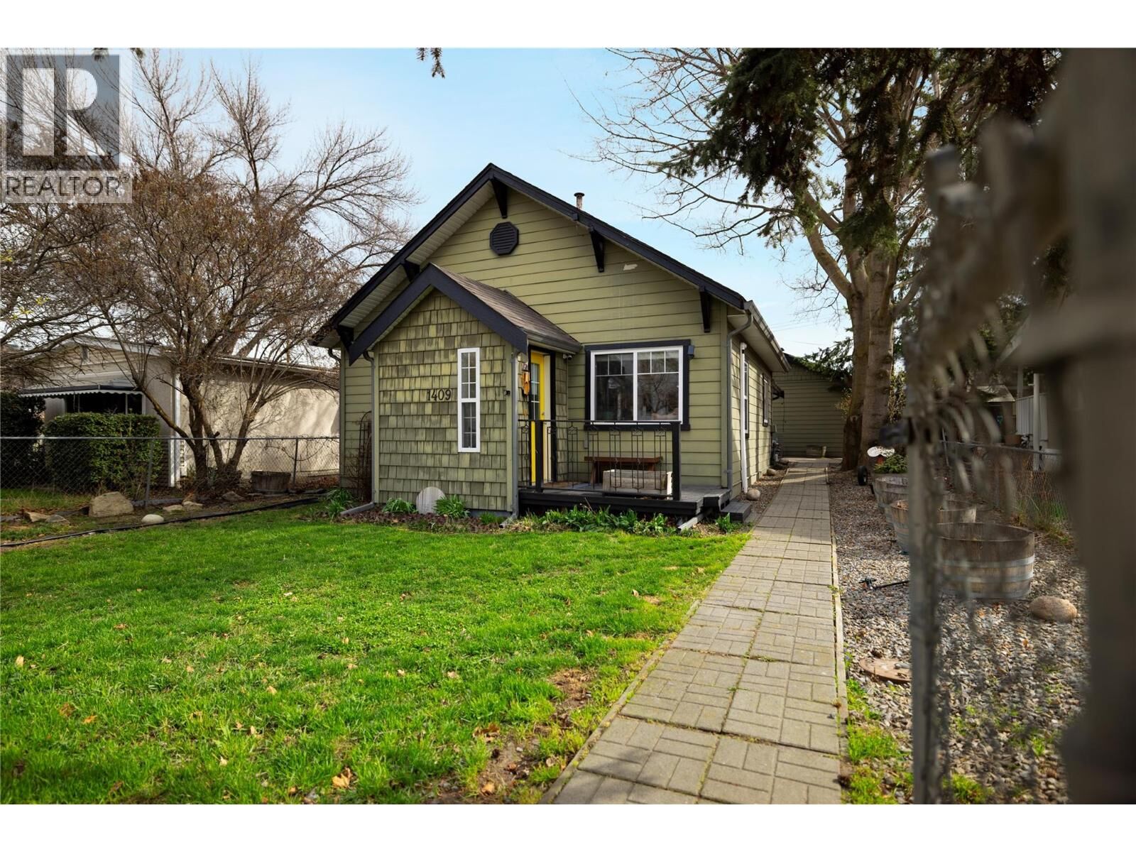 Property Photo: 1409 Ethel Street BC V1Y 2X5