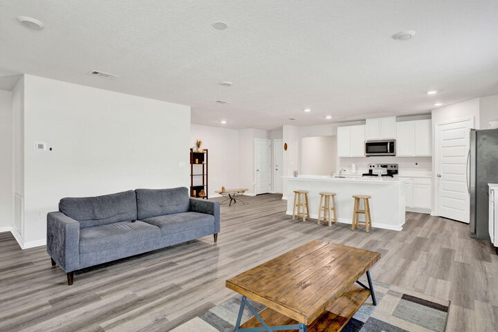 Property Photo:  535 Mary Lou Way  FL 32539 