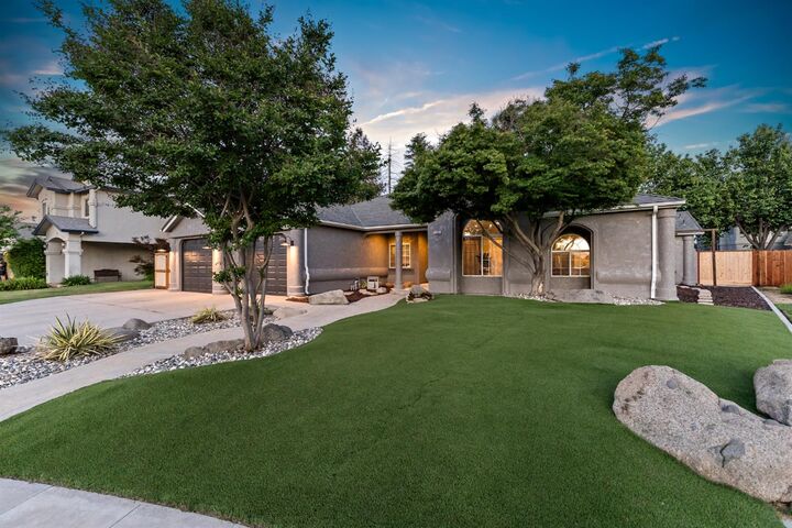 Property Photo:  3287 McKelvy  CA 93611 