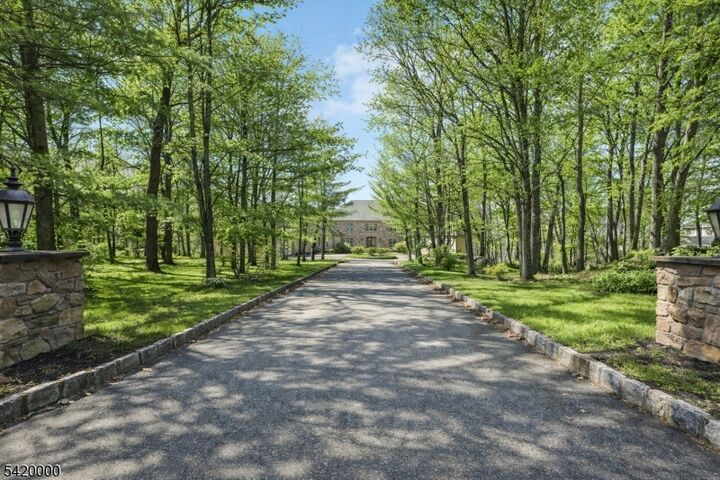 Property Photo:  29 Hilltop Rd  NJ 07405 