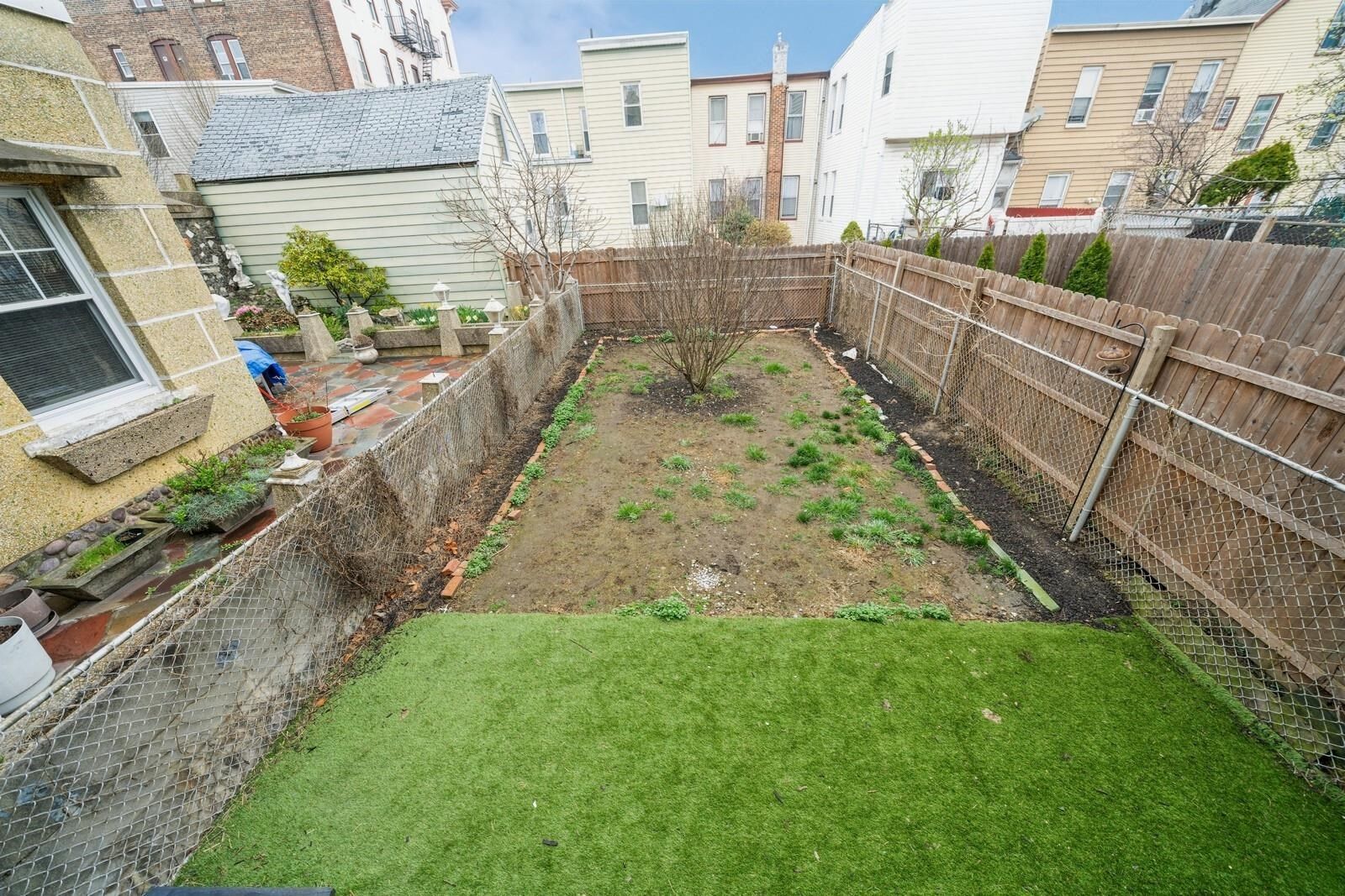 Property Photo:  318 2nd St 2  NJ 07087 