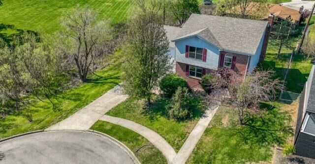 Property Photo:  206 Rookwood Court  KY 40475 