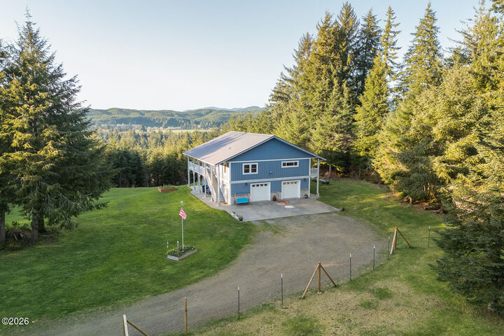 Property Photo:  597 Ojalla Road  OR 97380 